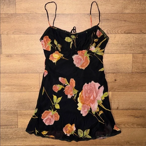 Vintage Betsey Johnson Size Small Dark Floral Mini Dress Dainty Feminine 90’s - Picture 3 of 16